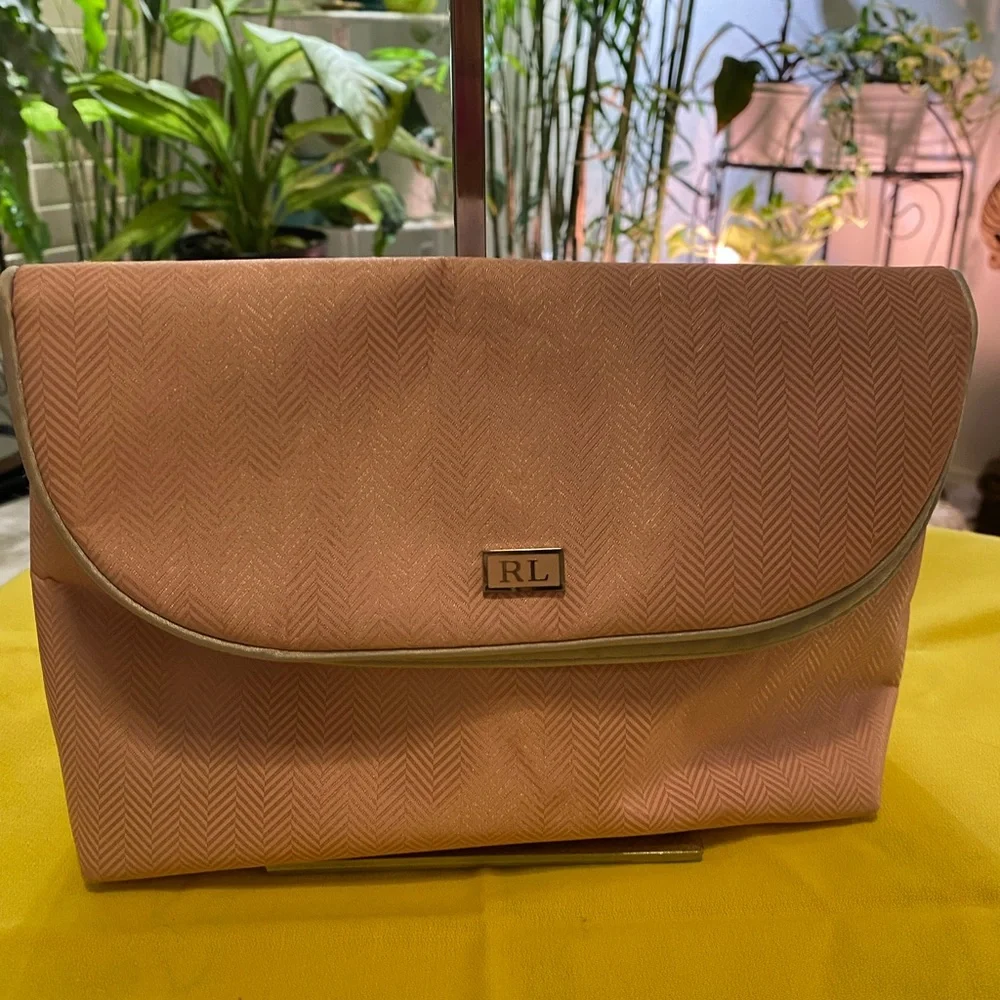 RALPH LAUREN PINK CHEVRON CLUTCH - Picture 1 of 6